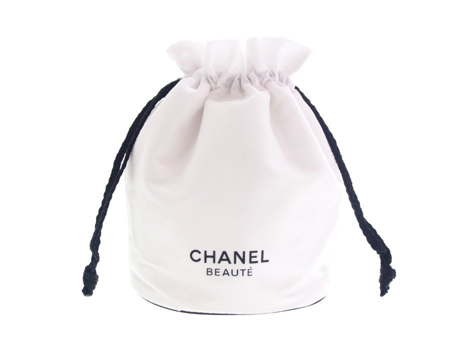 【New 新品】シャネル CHANEL ノベルティ シャネルビューティー 巾着ポーチ 丸底 BEAUTE 白の商品画像