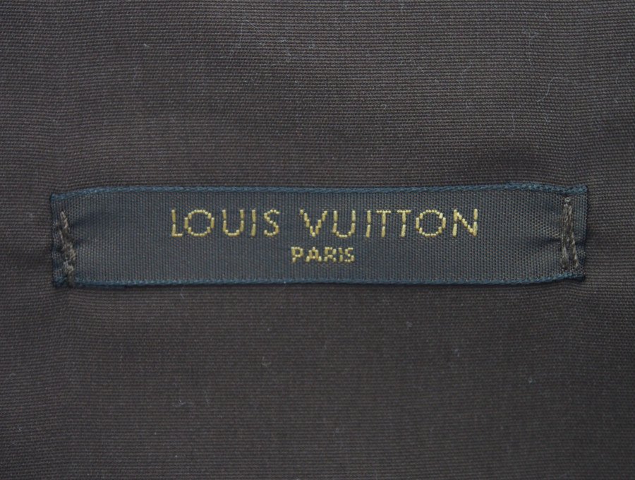 Used 展示品】ルイヴィトン LOUIS VUITTON ノベルティ アイマスクポーチ ヴォヤージュキット トラベルセット ポーチのみ  モノグラム総柄 ブラウン - ブランドジャックリスト