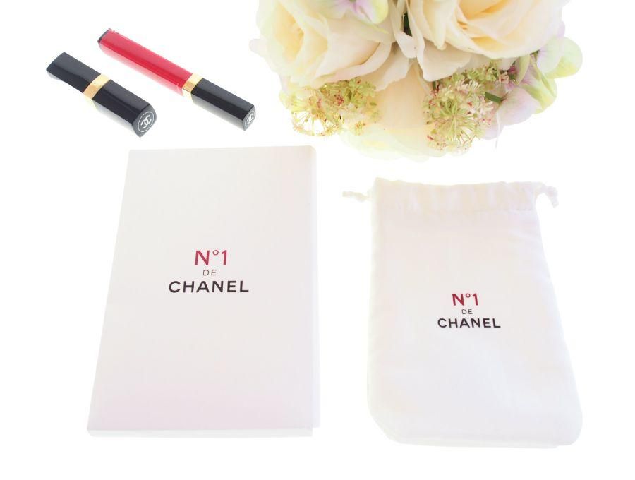 ヌメロアン ドゥ シャネル ノベルティ 巾着ポーチ 赤椿 レッド