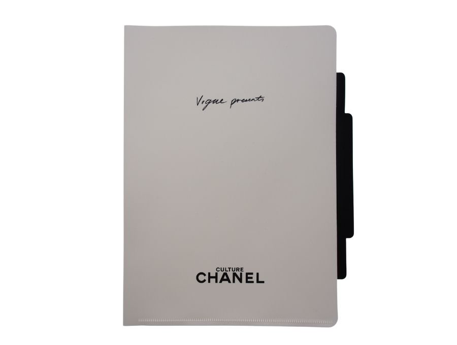 【Used 未使用】シャネル  CULTURE CHANEL ノベルティ クリアファイル A4サイズ Vogue Present ヴォーグ プラスチック ホワイトの商品画像