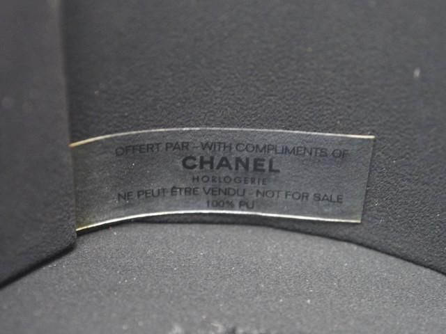 Used 未使用】シャネル CHANEL ノベルティ ポーチ 時計保管ケース J12