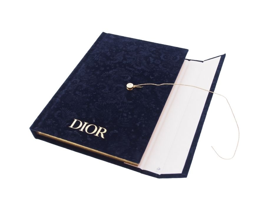 New 新品】クリスチャンディオール Dior ノベルティ ノートブック CARNET メモ帳 ホリデー限定 2021 玉紐 ベルベット ネイビー  Parfums - ブランドジャックリスト