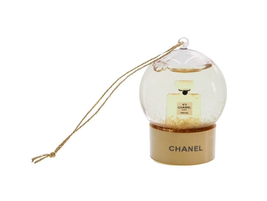 【New 新品】シャネル CHANEL PARFUMS ノベルティ スノードーム 2021 ミニサイズ N°5 パフュームボトル ゴールド 香水瓶 チャーム 紐付き ゴールドフレークの商品画像