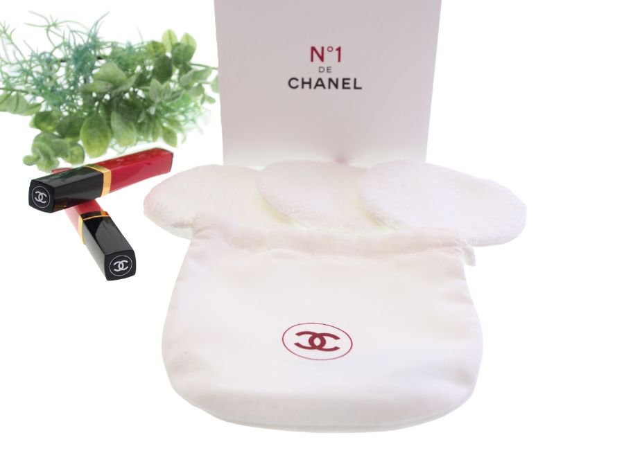 【New 新品】シャネル CHANEL BEAUTE ノベルティ スキンケア ウォッシャブルコットン 3枚セット 収納ポーチ N°1 DE  CHANEL コットン100% ホワイト 元箱付き - ブランドジャックリスト