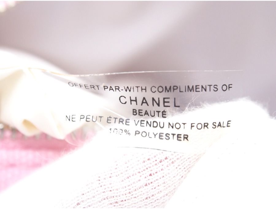 Used 展示品】 シャネル CHANEL ノベルティ コフレポーチ オータンドゥル 香水 CHANCE チャンス コインチャーム ファスナープル  ピンク 元箱有り BEAUTE - ブランドジャックリスト