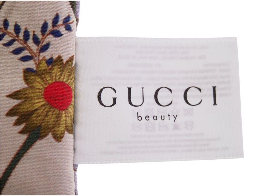 【New 新品】 グッチ GUCCI beauty ノベルティ 櫛 パーマコーム&収納フラットポーチ ボタンフック ポケット花柄裏地 コットン ピンク  ビューティー - ブランドジャックリスト