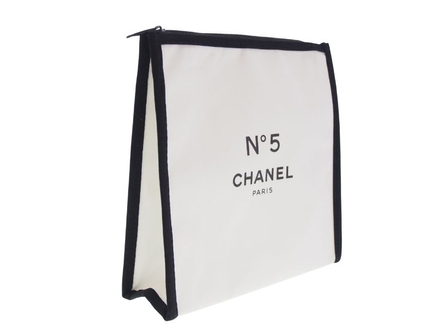 New 新品】 シャネル CHANEL ノベルティ コスメポーチ 香水 N°5 PARIS