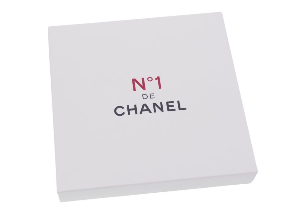 Used 展示品】 シャネル CHANEL ノベルティ カイロ入れポーチ 2023 N°1 DE CHANEL 赤椿 ヌメロアン レッドカメリア  BEAUTE レッド タオル地 元箱付き - ブランドジャックリスト