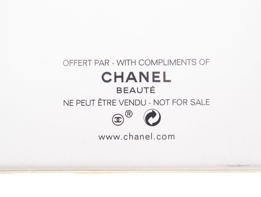 CHANEL BEAUTE ノベルティ アイマスク 巾着ポーチセット スリープ 収納袋 ダブルC ラ コレクション LA COLLECTION  ブラック 元箱有り シャネル 【Used 開封品】 - ブランドジャックリスト