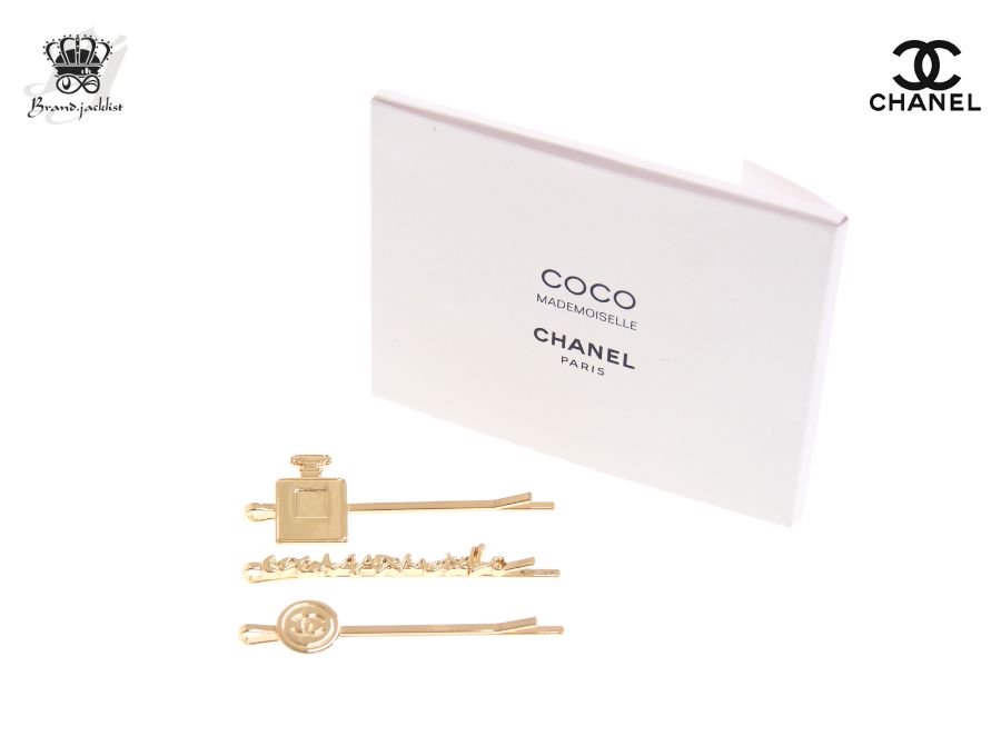 発送される商品8枚目の写真Chanel ノベルティヘアピン