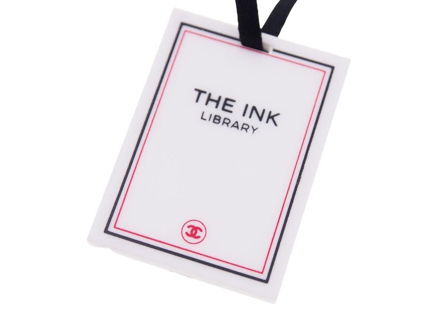 CHANEL ノベルティ バッグチャーム THE INK LIBRAY ザ インク