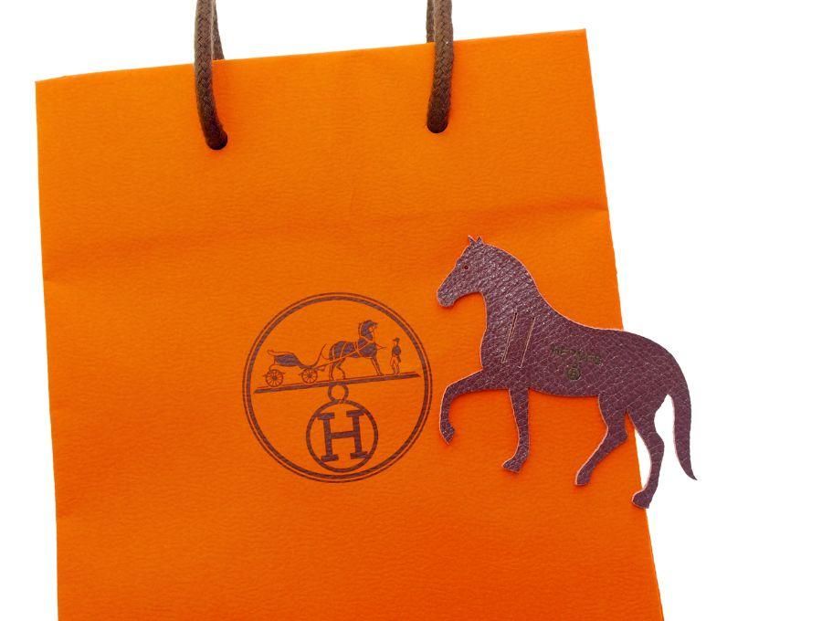 Used 開封品】 エルメス HERMES プティ アッシュ プチタッシュ petit h ラッピングチャーム 馬 ロデオ ウマ 高級レザー  ダークブラウン 焦茶 小さなエルメス 刻印あり - ブランドジャックリスト