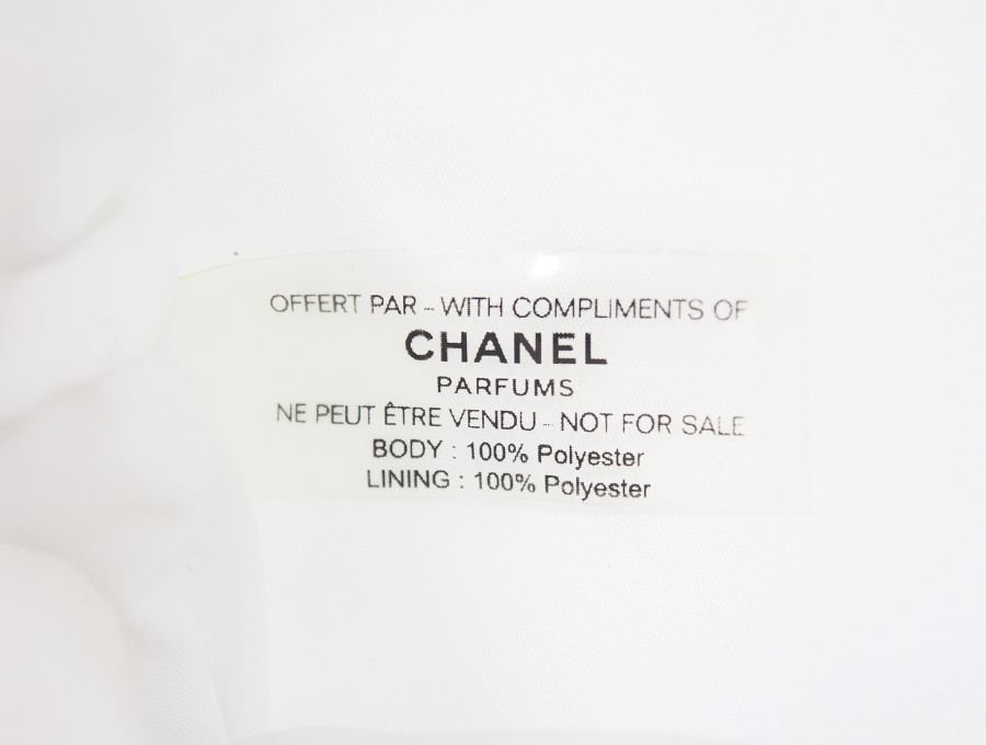 【Used 開封品】シャネル CHANEL ノベルティ コスメポーチ ココ マドモアゼル COCO MADEMOISELLE ファスナー開閉 楕円底  ホワイト ゴールド箔押し PARFUMS - ブランドジャックリスト