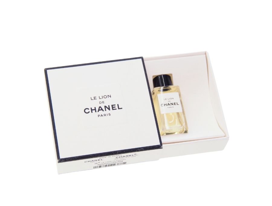 【Used 開封品】 シャネル LE LION DE CHANEL オードゥ パルファム EAU DE PARFUM 香水 ル リオン ドゥ シャネル  お試し フレグランス 箱入りサンプル 4ml - ブランドジャックリスト