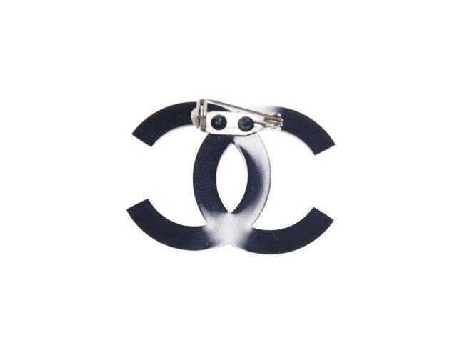 CHANEL ブローチ ココマーク CC 鏡面 シルバー 直営店スタッフ ブティック着装アクセサリー シャネル【New 新品】 -  ブランドジャックリスト