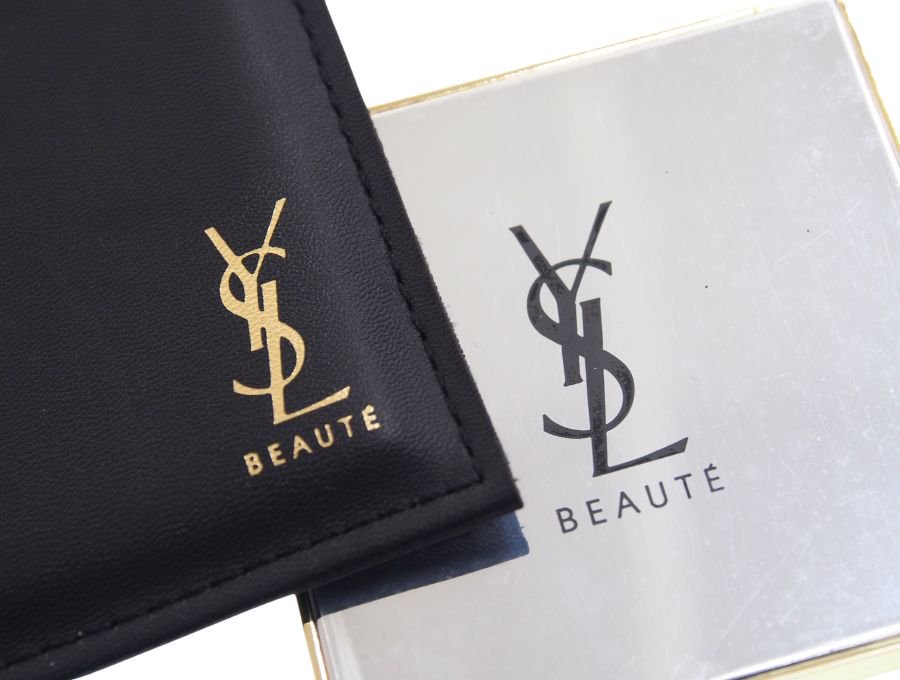 イヴ サンローラン ノベルティ 鏡 コンパクトミラー YSLロゴ 携帯ケース付 YSL BEAUTE【Used 開封品】 - ブランドジャックリスト