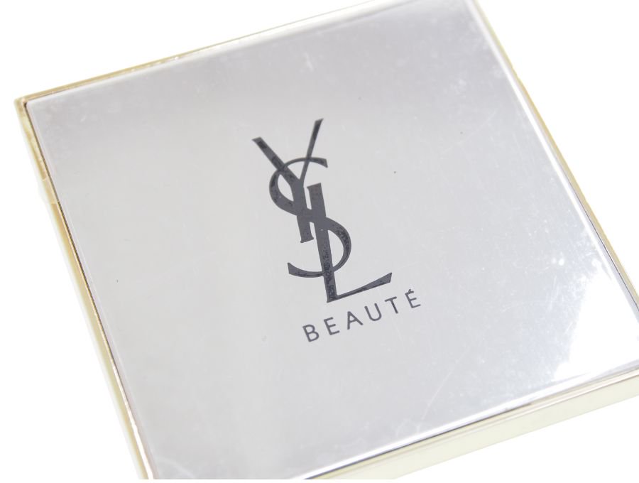 イヴ サンローラン ノベルティ 鏡 コンパクトミラー YSLロゴ 携帯ケース付 YSL BEAUTE【Used 開封品】 - ブランドジャックリスト