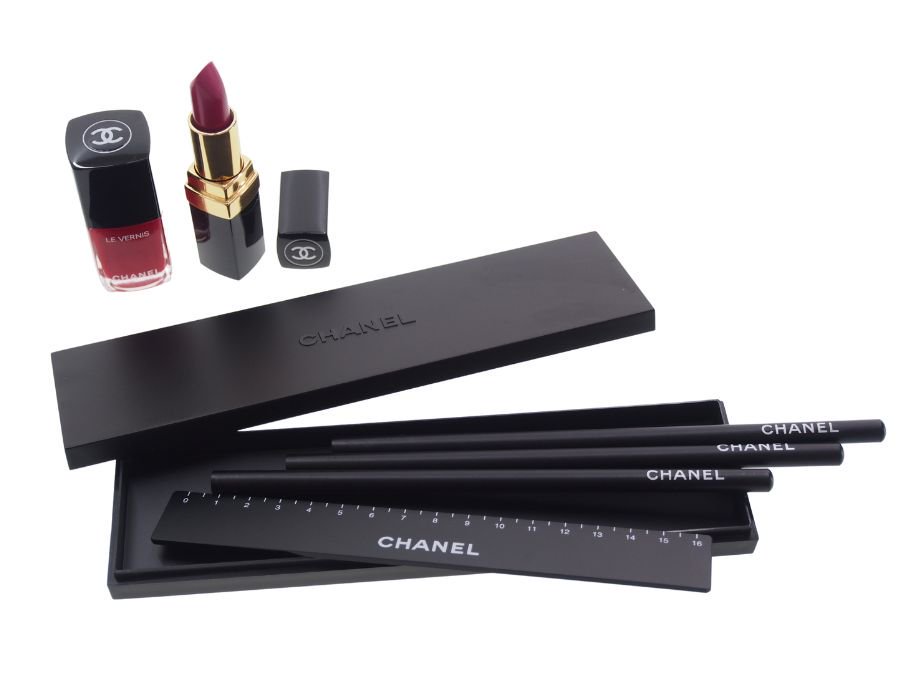 シャネル ノベルティ 文房具セット えんぴつ 定規 ペンケース ステーショナリーセット CHANEL BEAUTE【Used 開封品】 -  ブランドジャックリスト