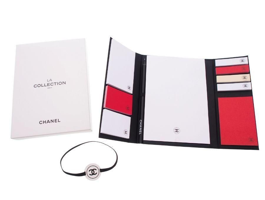 シャネル　ノート　3色セット CHANEL - シャネル 付箋&ペンシルセット 2024 ラコレクション