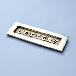 真鍮のレタープレート（郵便受け）　店舗・玄関ドアなどに　アンティーク　bl1