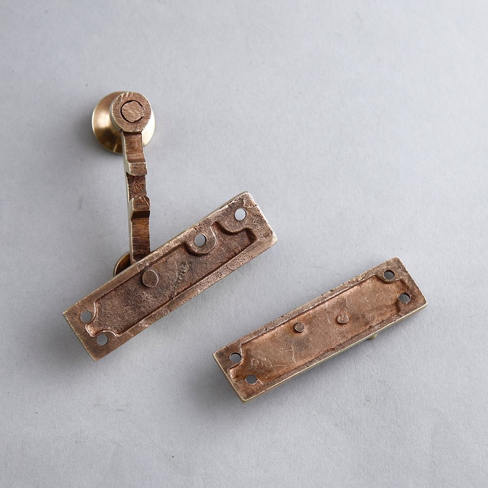 アンティーク金物 真鍮レトロ 電車錠セット 57ｍｍ 内締 窓金具 カー 