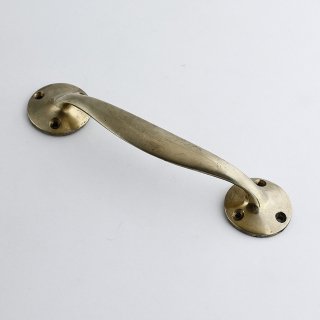 小さな真鍮のドアハンドル　17.8cm　英国アンティーク　bh798