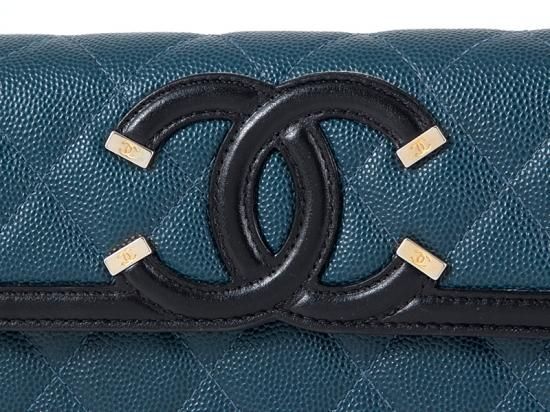 シャネル CHANEL 長財布 CCフィリグリー ロングフラップウォレット キャビアスキン ネイビー ブラック A84448