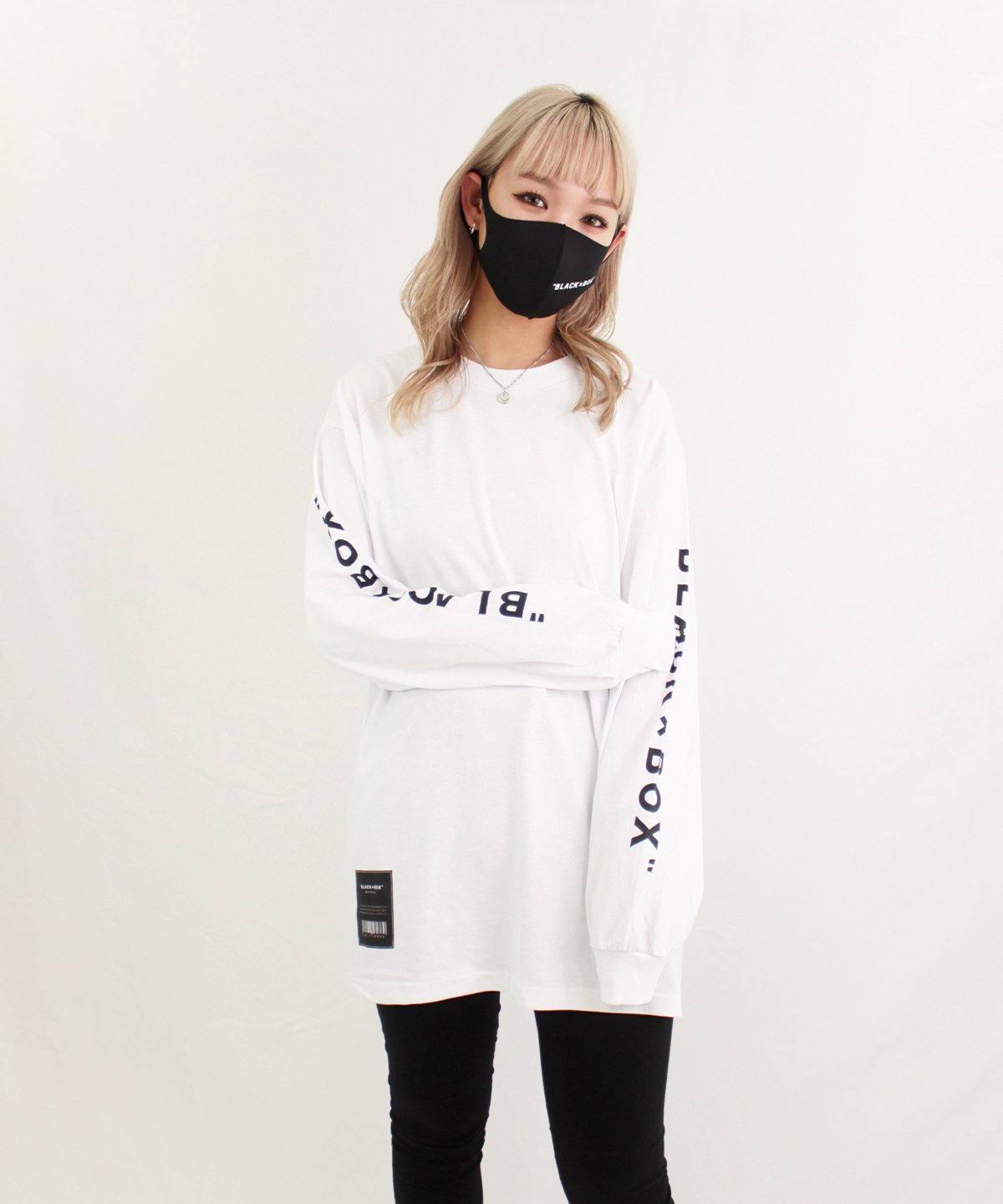 BLACK×BOX Sleeve LOGO Long T-shirts