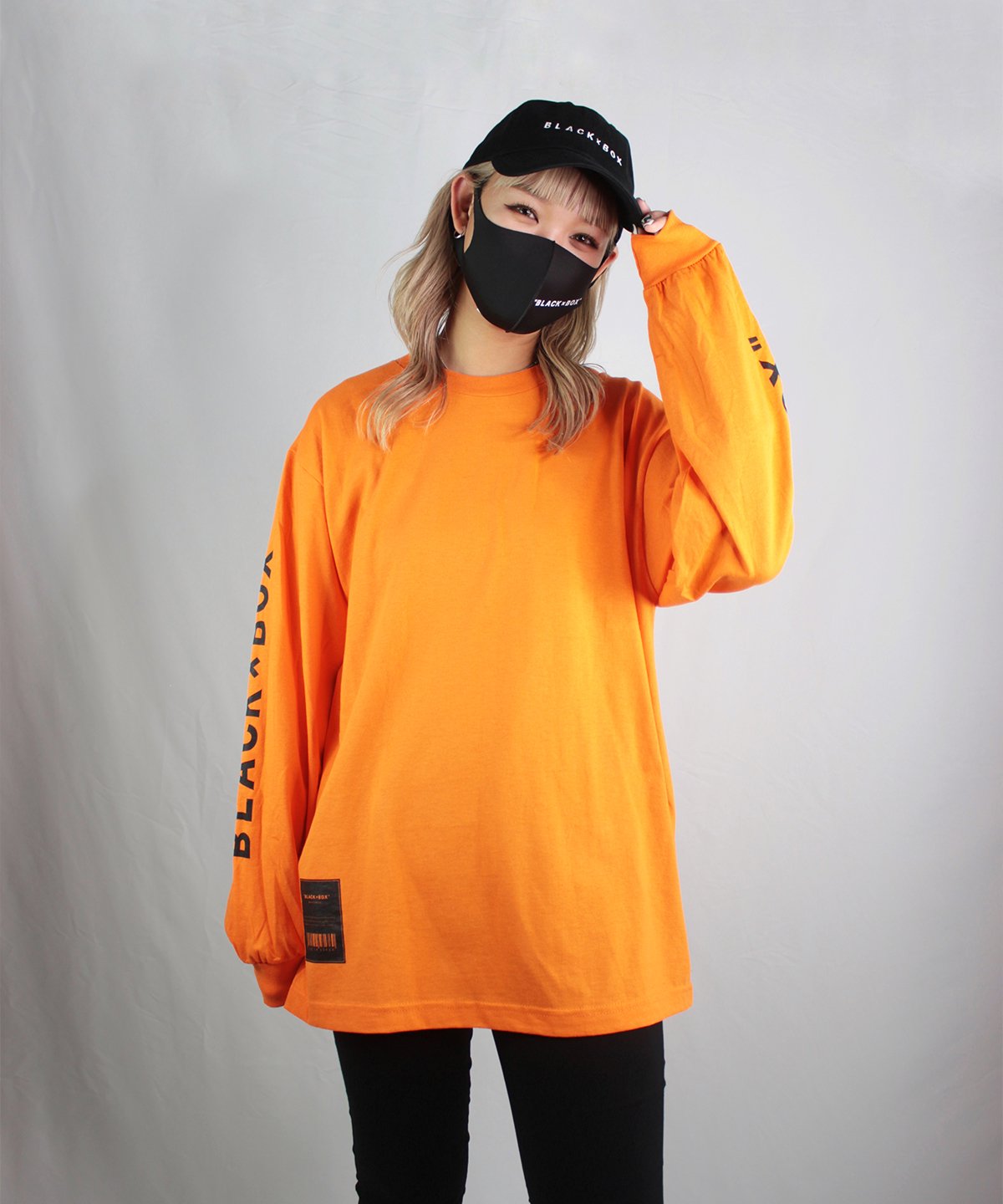 BLACK×BOX Sleeve LOGO Long T-shirts