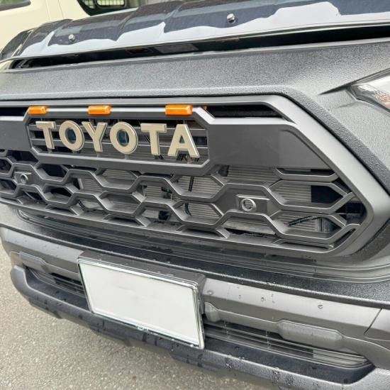 RAV4アドベンチャー用　タンドラルックグリル RAV4 アドベンチャー タンドラルック フロントグリル ロゴ
