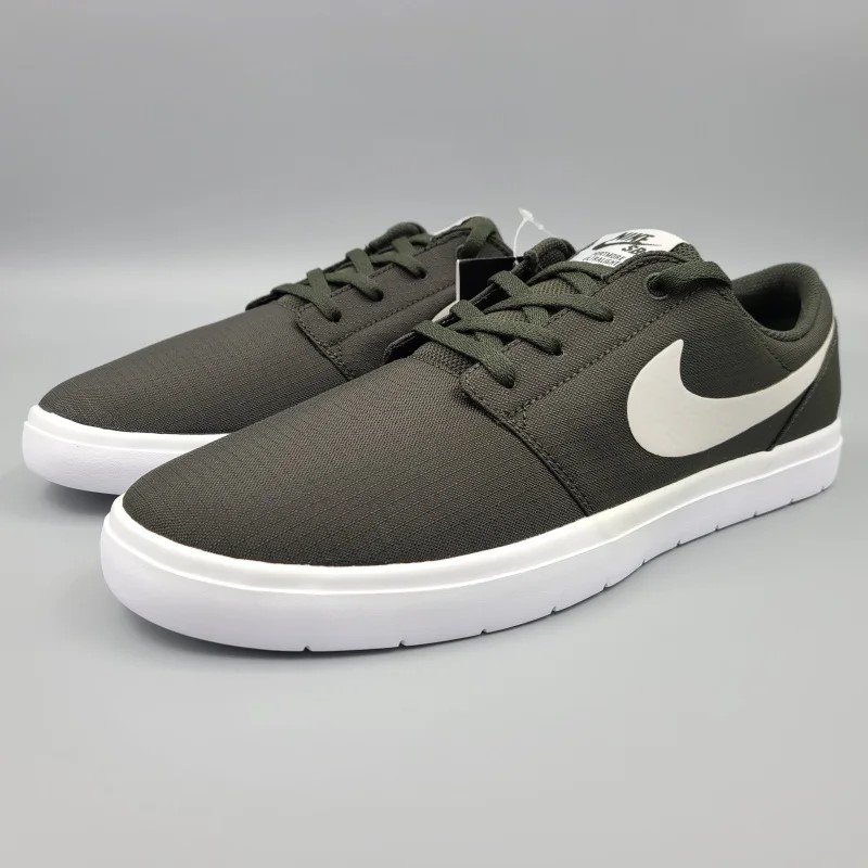 NIKE SB PORTMORE 2 LIGHT 880271-301 緑