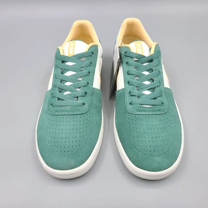 NIKE SB TEAM CLASSIC AH3360-302 緑/白/黄|snisellya