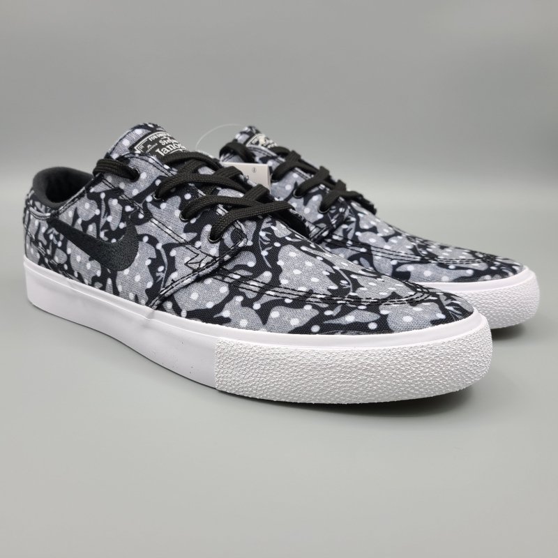 STEFAN JANOSKI CNVS AR7718-003 灰/カモ|snisellya