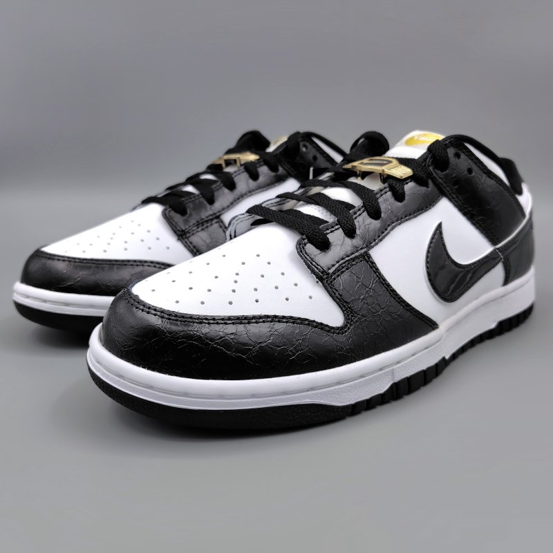 NIKE DUNK LOW'WORLD CHAMP'DR9511-100 白/黒|snisellya