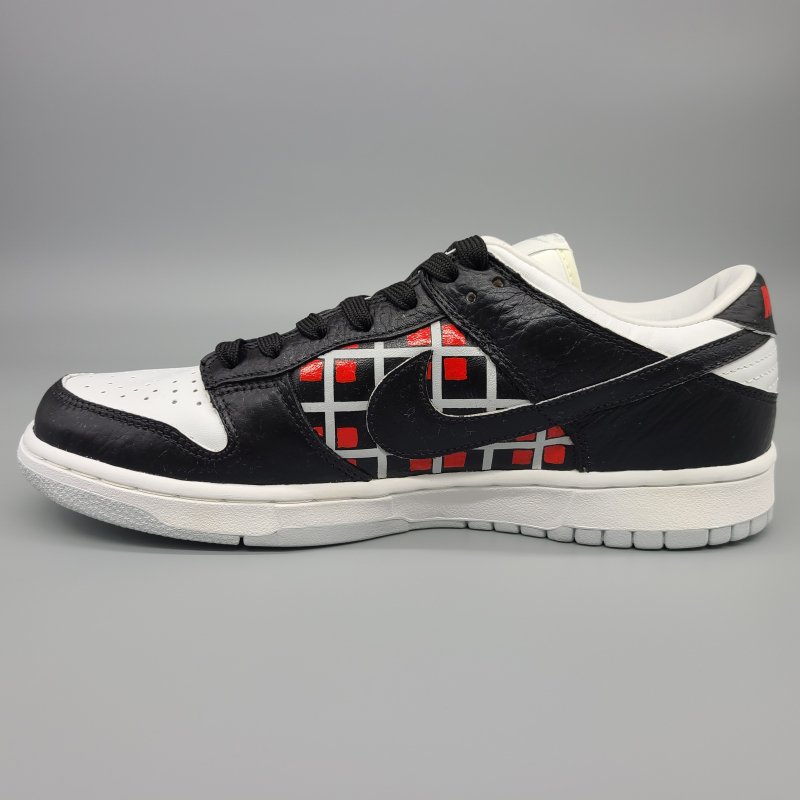 NIKE DUNK LOW,メサンフィビアンxエッセンス PT2,ハリウッド トリロジー,ディスオーダリー コンダクト|snisellya  NIKE通販店