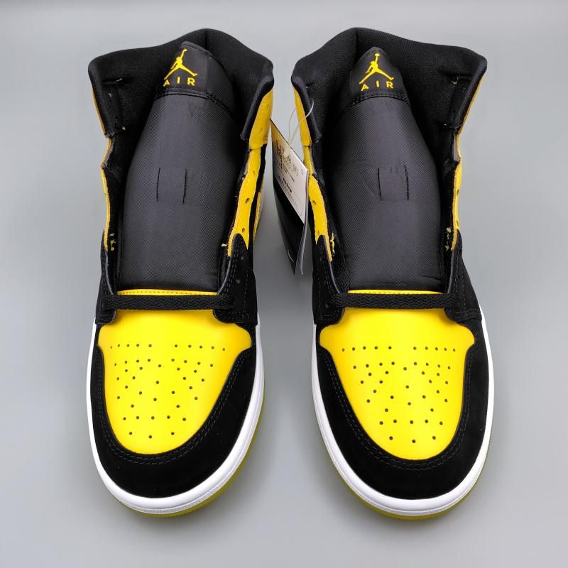 Air Jordan スタジャン ブラック/イエロー NIKE AIR JORDAN 1 MID エアジョーダン1 ミッド BMP NEW LOVE 黒