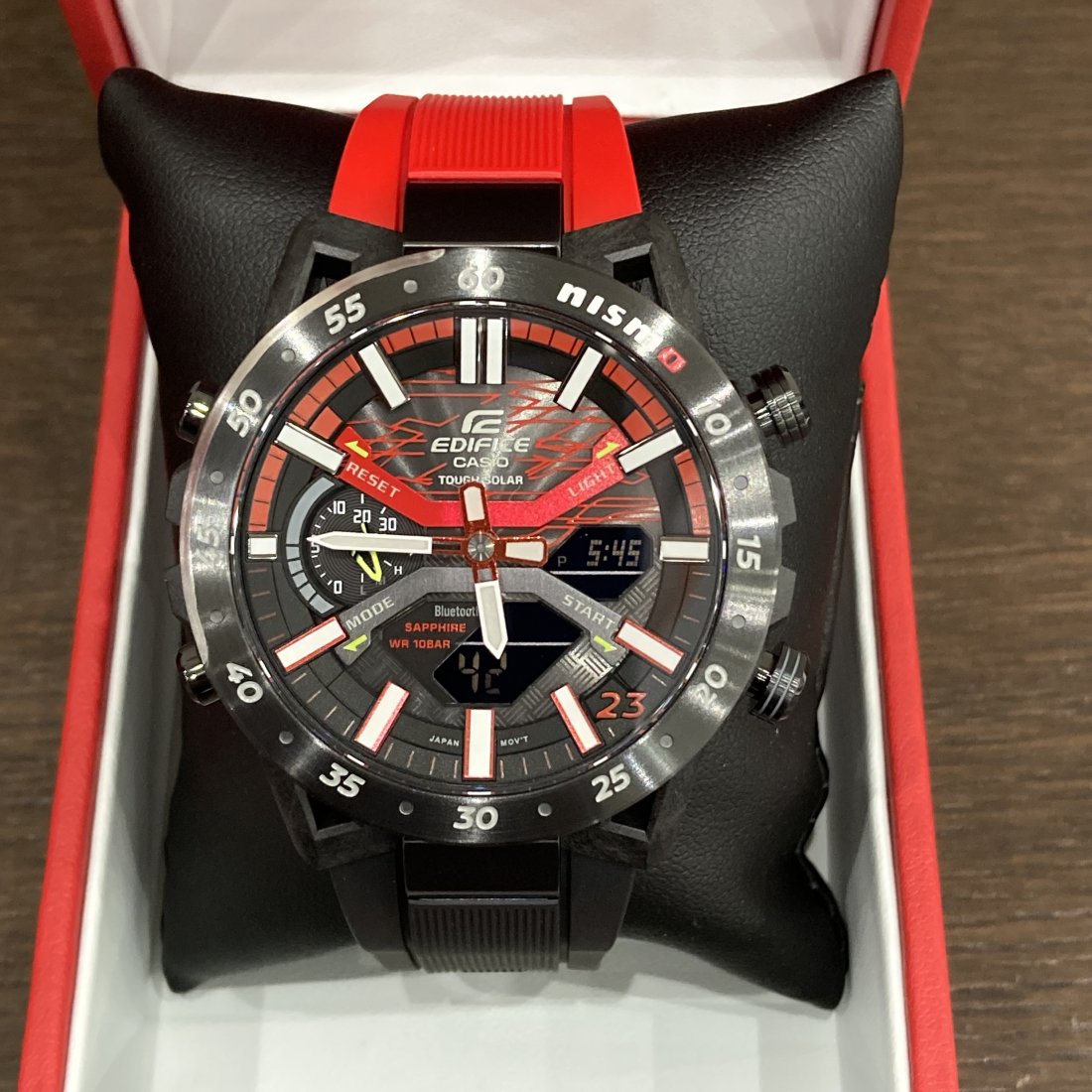 日産スーパーGT限定メンズ腕時計Z23新品カシオEDIFICEソーラーNISMO ...