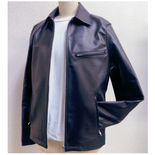 <img class='new_mark_img1' src='https://img.shop-pro.jp/img/new/icons50.gif' style='border:none;display:inline;margin:0px;padding:0px;width:auto;' />MENS ZIP JACKET  