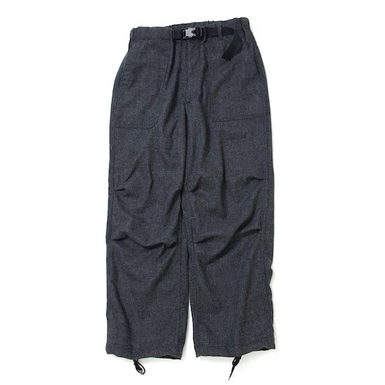 <img class='new_mark_img1' src='https://img.shop-pro.jp/img/new/icons20.gif' style='border:none;display:inline;margin:0px;padding:0px;width:auto;' />CORONA / AGGRESSOR EASY SLACKS *Wool + Polyester Stretch