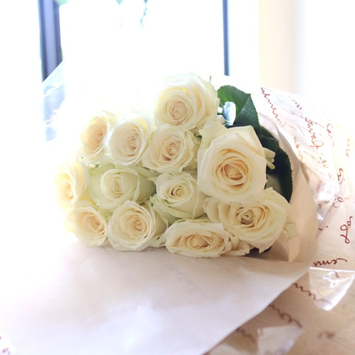 バラ花束 白 12本
