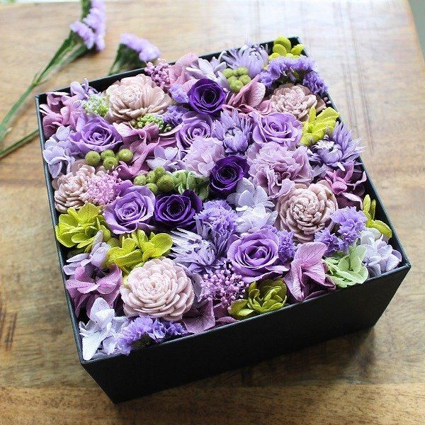 卒寿祝い】プリザーブドフラワー ボックスアレンジ(紫系) M‐サムライ 卒寿祝い】プリザーブドフラワー ボックスアレンジ(紫系) M‐サムライ