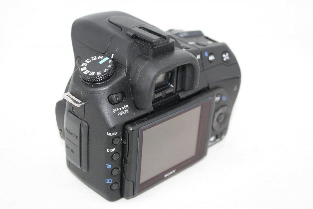 ソニー SONY デジタルα300ボディ ブラック DSLRA300 - カメラ高価買取ならインダーフォト にお任せください