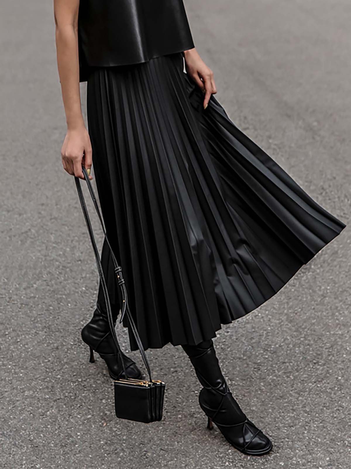 Eco Leather Pleats Skirt