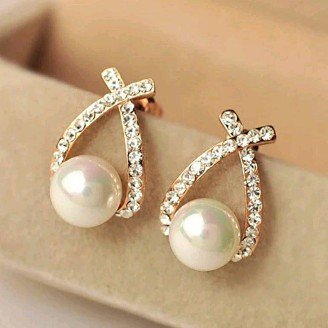 Pearl rhinestone simple earrings
