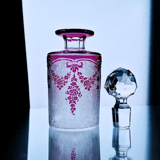 蓋約8cm×幅45cmオールドヴァルサンランベール 美しいエッチング バラの香水瓶 【20世紀初頭頃】