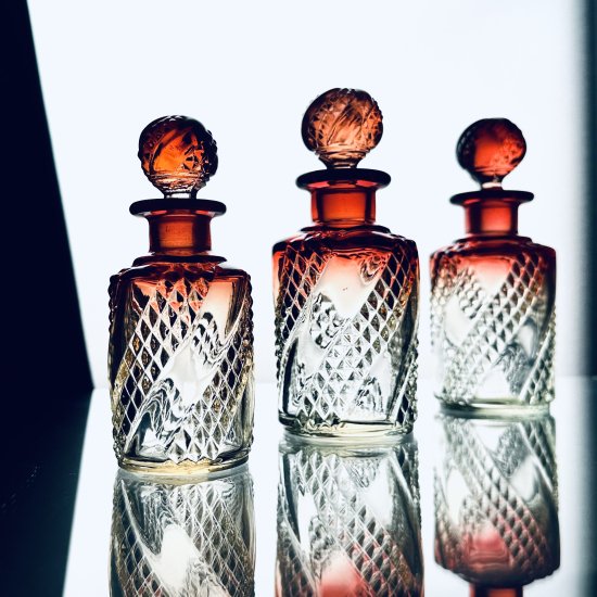 薔薇色のオールドバカラ セルポンティーヌの香水瓶 #大24【1916年 