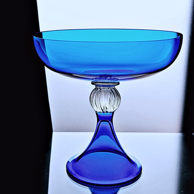 新品です最終価格　切子ガラス　デキャンタ BOHEMIAEシーサクリスタル ブルー 青