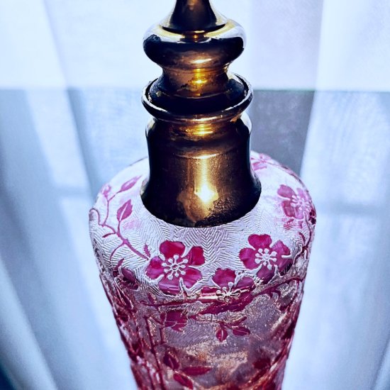 有名ブランド バラの香水瓶 オールドヴァルサンランベール♢美しい