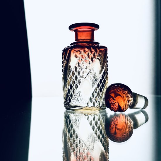 薔薇色のオールドバカラ セルポンティーヌの香水瓶【中148】 花瓶ローズ赤-