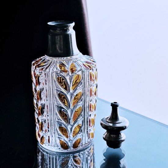 輝くオールドバカラ ローリエの香水瓶【19世紀後半】アンバー